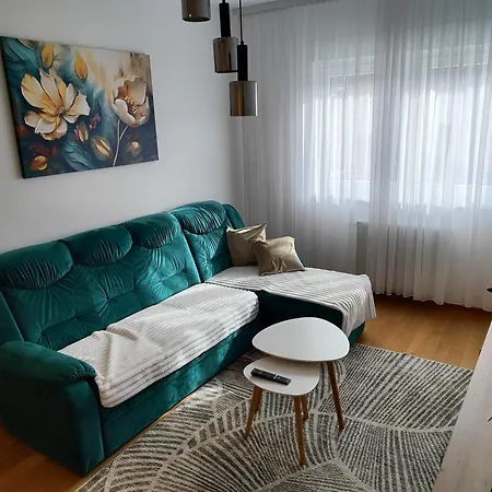 Sreca Appartement *